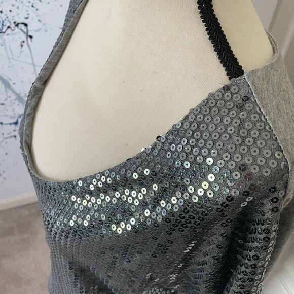 Brandy Melville Boxy Crop Sequin t-shirt, O/S - Picture 7 of 14